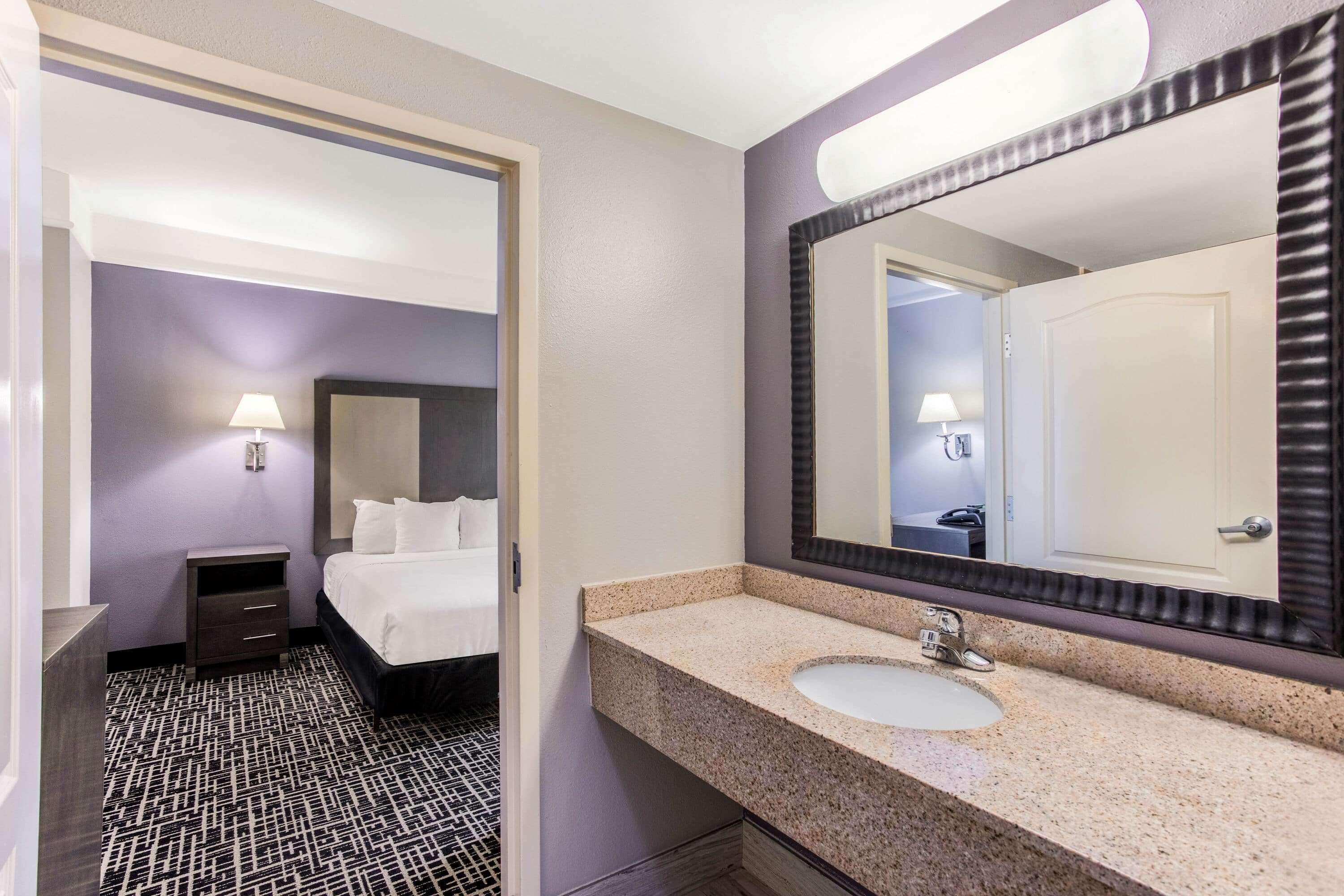 La Quinta Inn & Suites Fultondale Kültér fotó